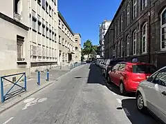 La rue en juillet 2022.