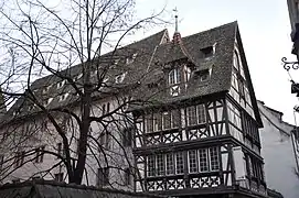 L'ancien no&nbsp;7, déplacé dans la rue du Maroquin.