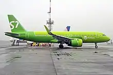 Airbus A320 arborant la nouvelle livrée