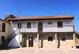 Mairie de Nava de Francia.