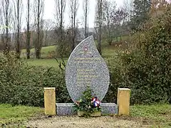 Le monument aux morts.