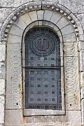 Église de Saint-Thomas-de-Conac : Fenêtre absidiale