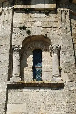 La fenêtre absidiale.