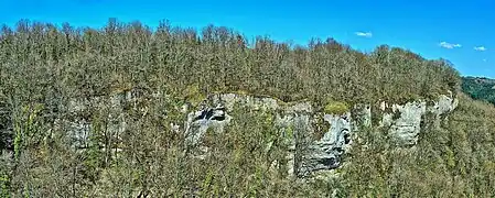 Muraille sud de l'ancien château.