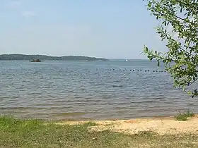 Étang de Biscarrosse et de Parentis, vu de Sainte-Eulalie-en-Born.