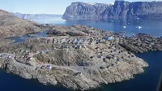 île d'Uummannaq (en), Groenland.