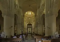 Intérieur de la basilique