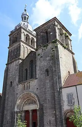 Image illustrative de l’article Basilique Saint-Andoche de Saulieu