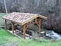 Le lavoir sur la Bassanne (janv.&nbsp;2010)