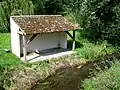 Lavoir de la rue du Vieux Chemin de Meaux.jpg