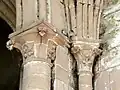 2e&nbsp;travée, chapiteaux dans l'angle nord-ouest.