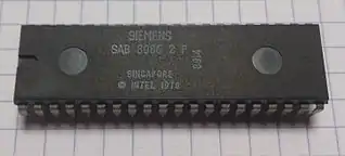 Intel 8086 fabriqué par Siemens pour le PC1512 d'Amstrad (Siemens 8086-2 PDIP)