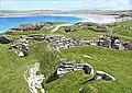 Skara Brae village dans les Orcades, au bord de la plage.