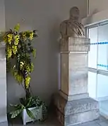 Buste du sculpteur somainois Julien Rémy.