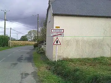 Sortie de Casteide-Cami et entrée dans Cescau.