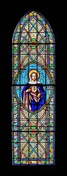 Vitrail représentant le Sacré-Cœur de Marie.