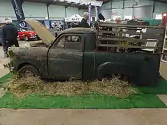 Standard Ten&nbsp;(en) pick-up des années 1950.