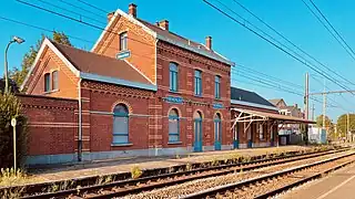 Le bâtiment de la gare (2021).