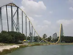 Steel Eel à SeaWorld San Antonio