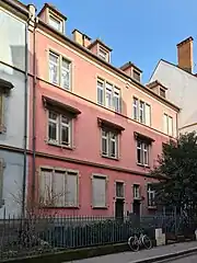 Façade du no&nbsp;3.