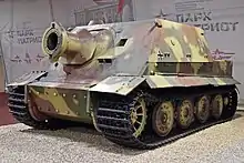 Un Sturmtiger exposé au musée des Blindés de Koubinka.