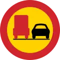 Interdiction de dépasser aux camions