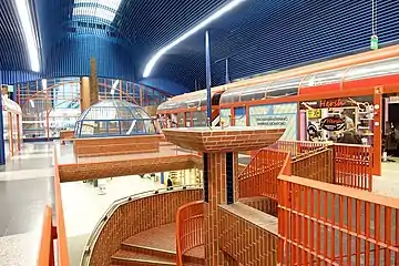 Deuxième étage du centre commercial d'origine.