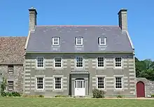 Les Ormes, Saint Marie, Jersey. Détail de fenêtres à guillotine typiquement britanniques, alors qu'elles ont quasiment disparu en Normandie continentale.