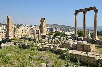 L'église des Propylées, VIe siècle, à l'est du Cardo, près des propylées du temple d'Artémis.