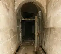 Sas de l'entrée du matériel.