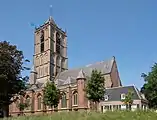 L'église : de Grote Kerk ou de Sint-Maartenskerk.