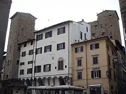 Les 2 torri di Corso Donati.