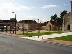 La place de l'Église en 2011.