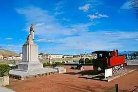 Locomotive 103 exposée à Tournon entre 1991 et 2017