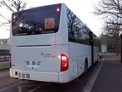 Mercedes-Benz Intouro no&nbsp;233 sur une ligne scolaire à Saint-Prix.