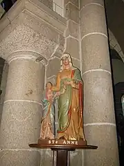 Statue de sainte Anne