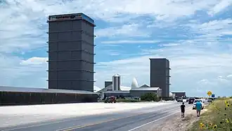 Les deux tours d'assemblage.