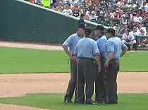 Arbitres de baseball.