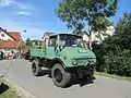 Unimog 421 avec cabine tout en acier