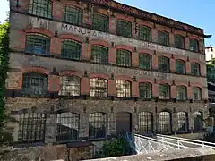 Photographie de l'usine du May située juste au-dessus de l'usine du Creux de l'enfer.