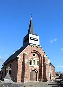 Façade de l'église.
