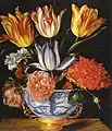 Juan van der Hamen y León (?), Bouquet de tulipes, de roses et de coquelicots, 29,5&nbsp;×&nbsp;25,8&nbsp;cm, huile sur cuivre, collection privée à New York.