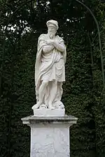 La copie du Flegmatique dans le parc48°&nbsp;48′&nbsp;23″&nbsp;N, 2°&nbsp;07′&nbsp;19″&nbsp;E