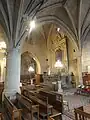 4e&nbsp;travée, vue sur le sanctuaire.