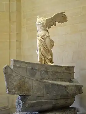 La victoire de Samothrace, début IIIe siècle av. J.-C. Musée du Louvre.