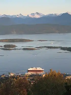 Une partie de l'archipel de Molde, vu depuis Molde.