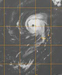 Ouragan Vince le 9 octobre 2005 à 23:00 UTC près de Madère