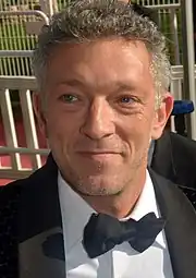 Vincent Cassel interprète Engerraund Serac.