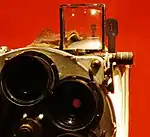 Caméra 35&nbsp;mm Caméréclair 6 à viseur sport (lentille réticulée, guidon inversé) et viseur interne (1928).