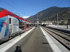 Les voies et les quais.